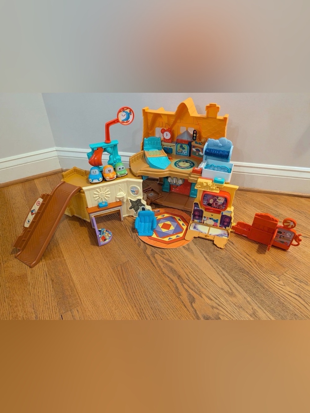 VTech Go! Go! Cory Carson Cory’s Stay & Play Home - Learning Toy Folding House